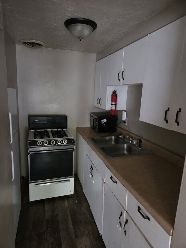 Photo - 623 S Prairie Ave