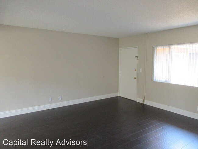 Photo - 2040 W Wardlow Rd