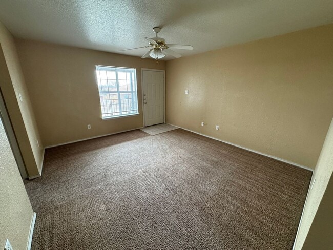 Photo - 3203 Toledo Dr Unit # D
