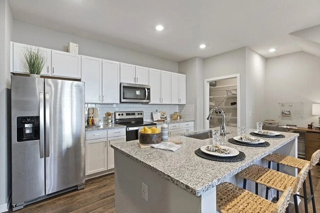 Photo - The Grove Apartments