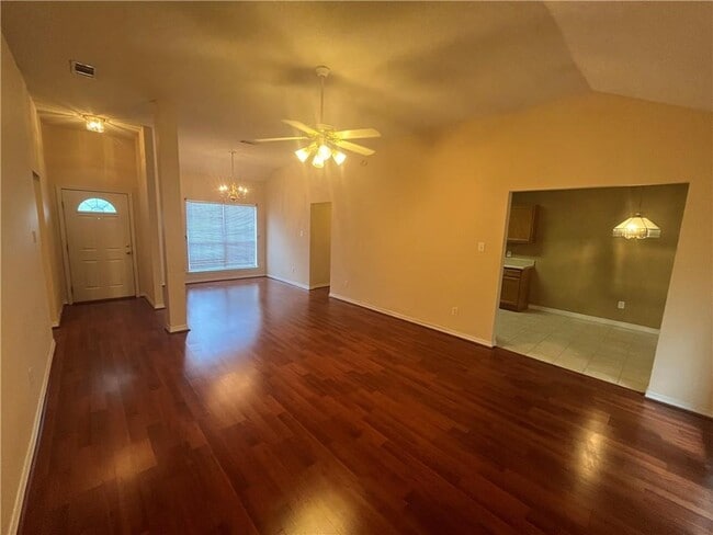 Photo - 1363 Kilearn Dr