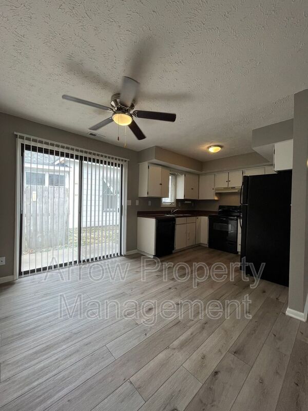 Photo - 4441 N 67th St Unidad 4443 Rental