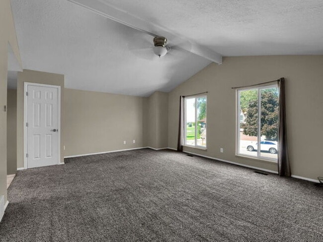 Photo - 2799 W 5500 S