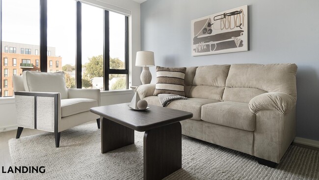 Building Photo - 318 W Corporation St Unit 1-215