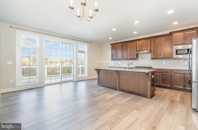 Photo - 1726 Bradley Dr