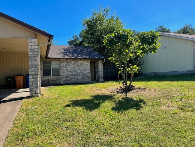 Building Photo - 821 Sirocco Dr Rental