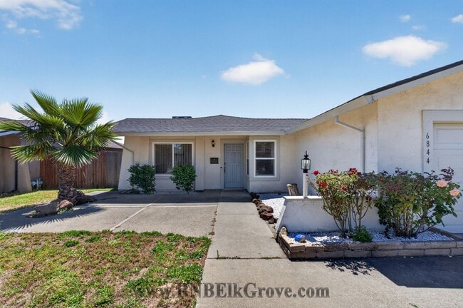 Photo - 6844 Sandrock Way