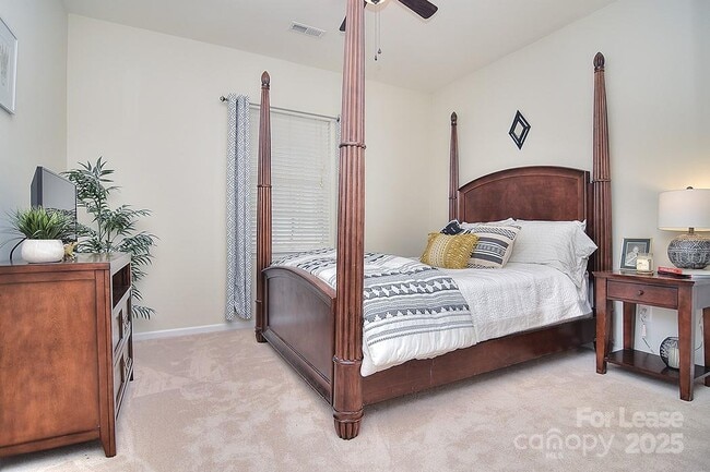 Photo - 1116 Sarandon Dr