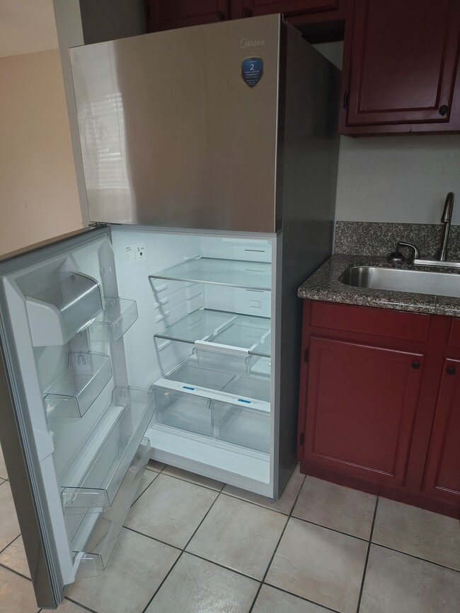 Photo - 5301 E 18th Ave Unit Apt B