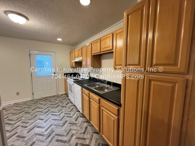 Photo - 4535 Dawnwood Dr