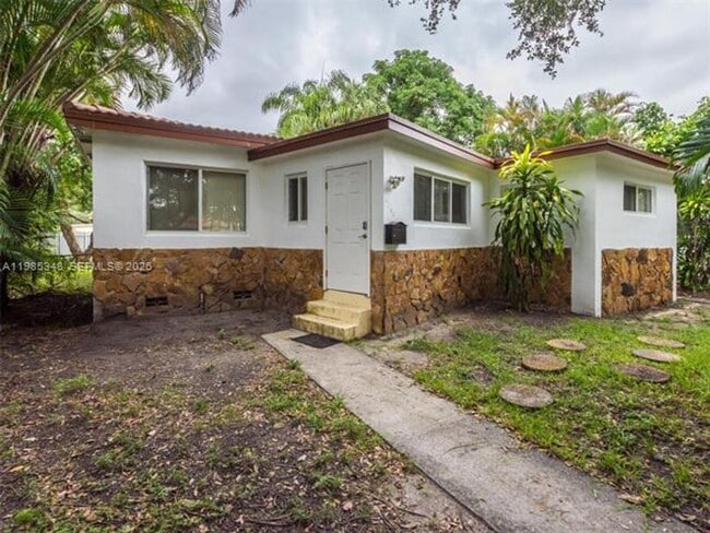 Building Photo - 6300 NW 41st St