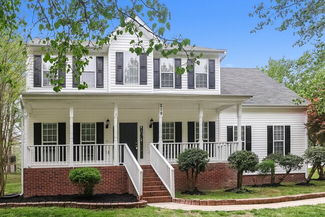 Photo - 219 Forest Pond Rd