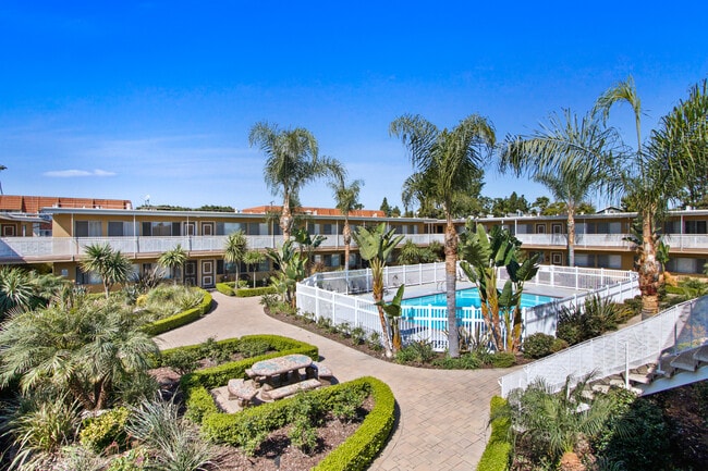 Building Photo - Buena Sands Apartments