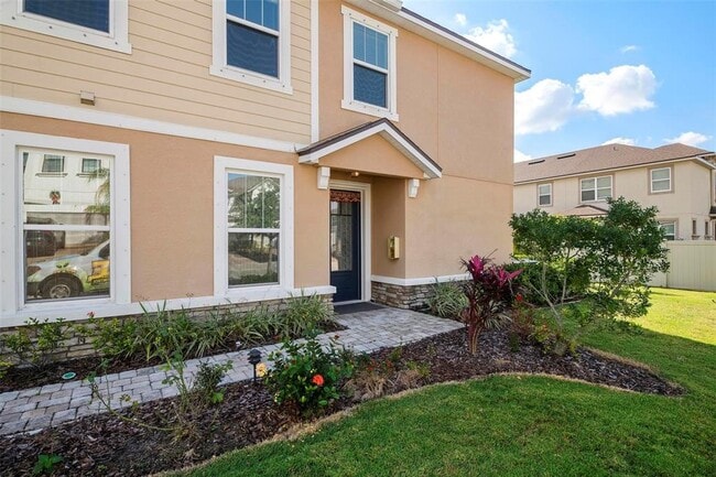 Photo - 5004 Skyview Ln