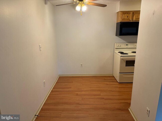 Photo - 4704 Dorsey Hall Dr Unidad 2-204