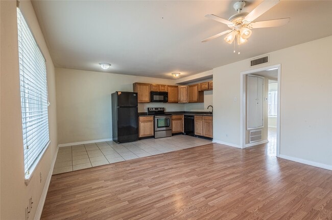 3918 Anita St Unidad 1