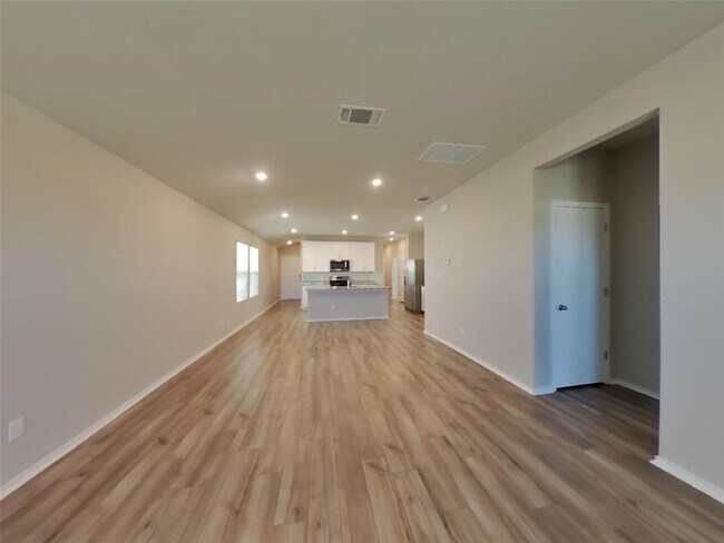 Photo - 5104 Saddle Clb Dr