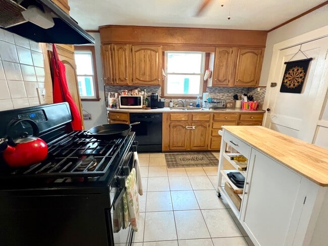 Photo - 39 Sterling St