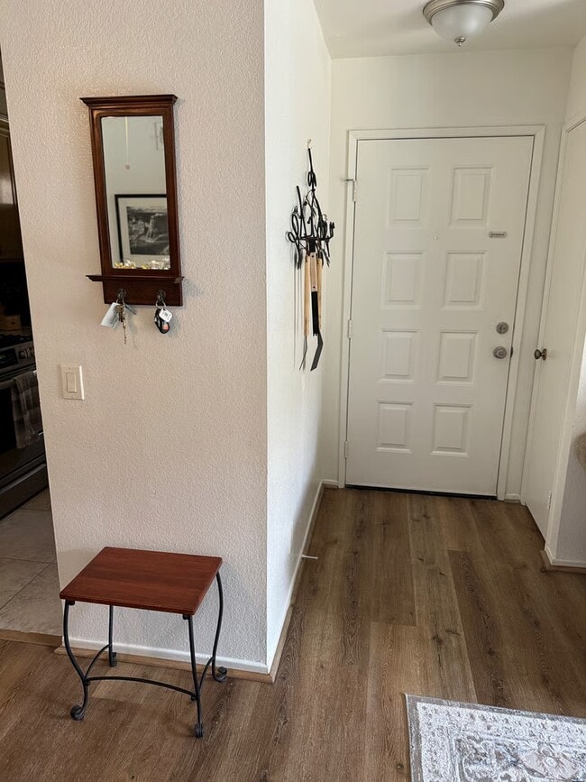 Photo - 74800 Sheryl Ave Unidad 103