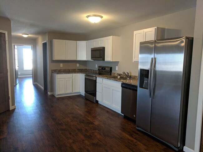 Photo - Westfield Apartments