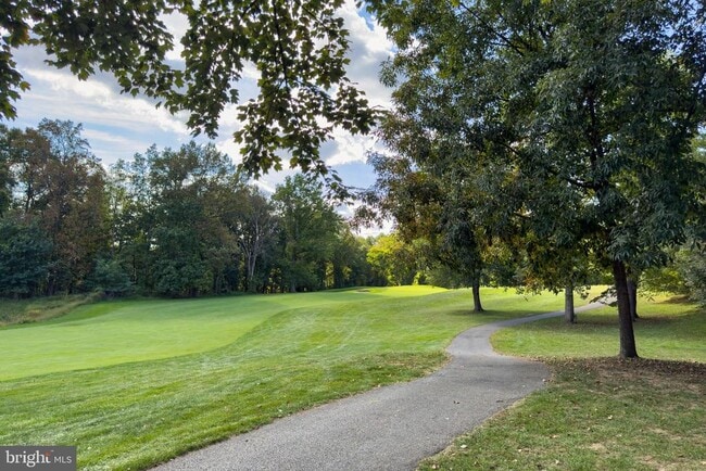 Photo - 2115 Ganton Green Unit G-311