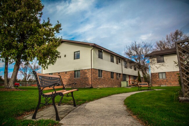 Circle Shore Apartments