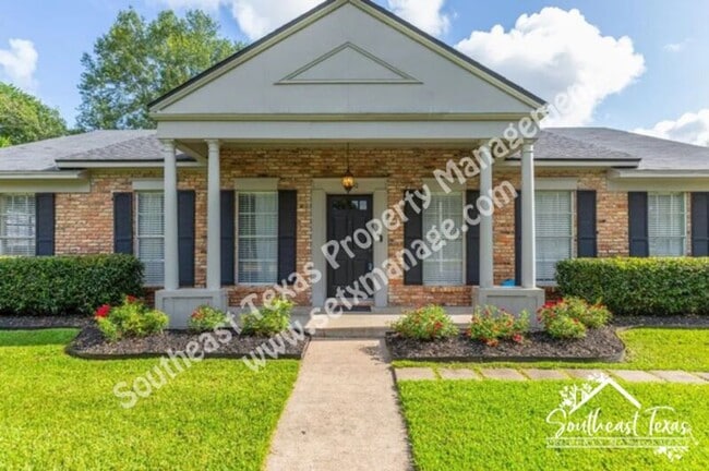 Photo - 6030 Zenith St
