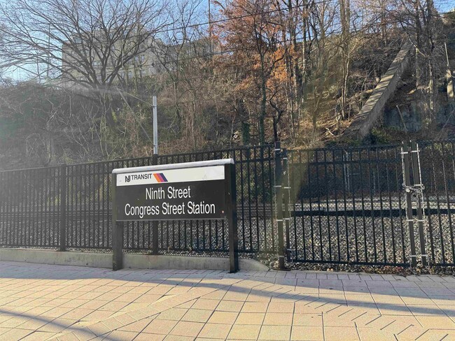 Photo - 800 Jackson St Unit 411