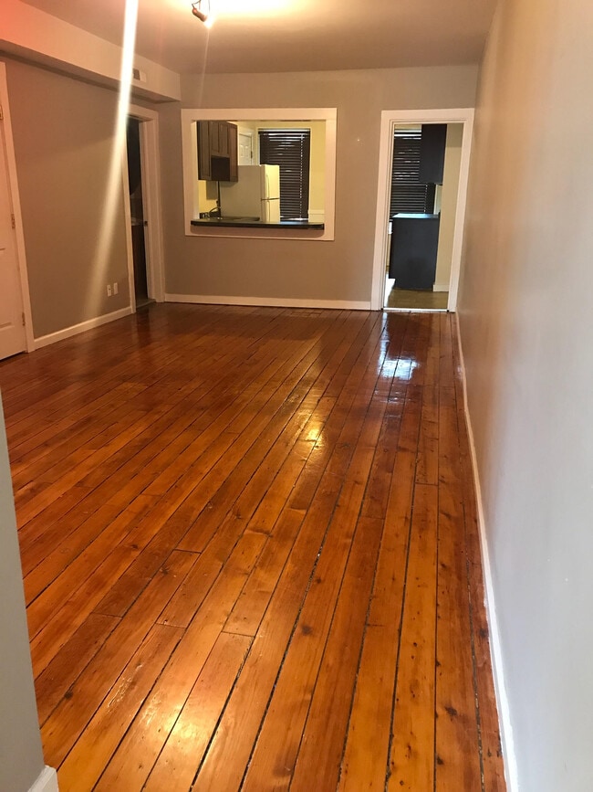 Building Photo - 61-65 W Main Unit B Rental