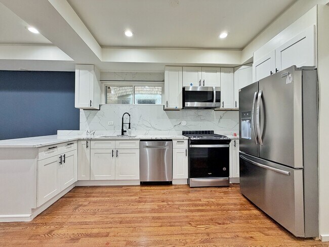 Photo - 3316 W Flournoy St Unit 1