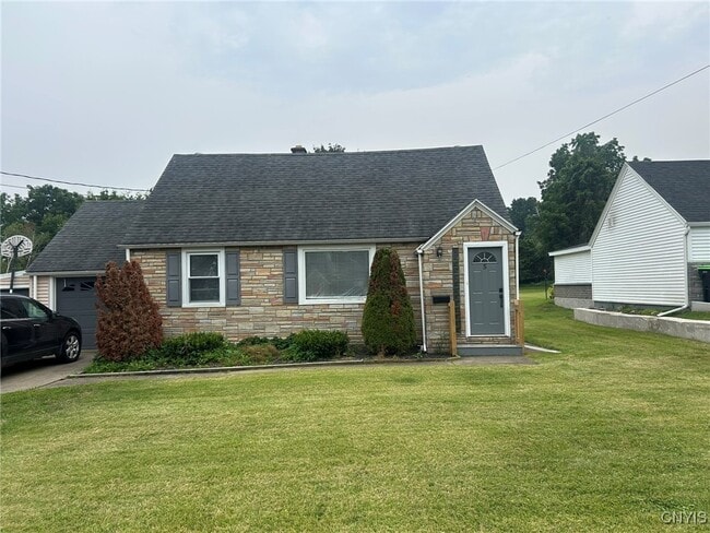 Building Photo - 5 Beechwood Rd Rental