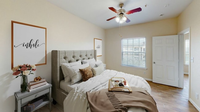 Photo - Franklin Apartments