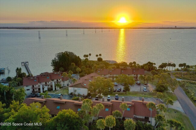 Building Photo - 2929 Kirkland Rd NE