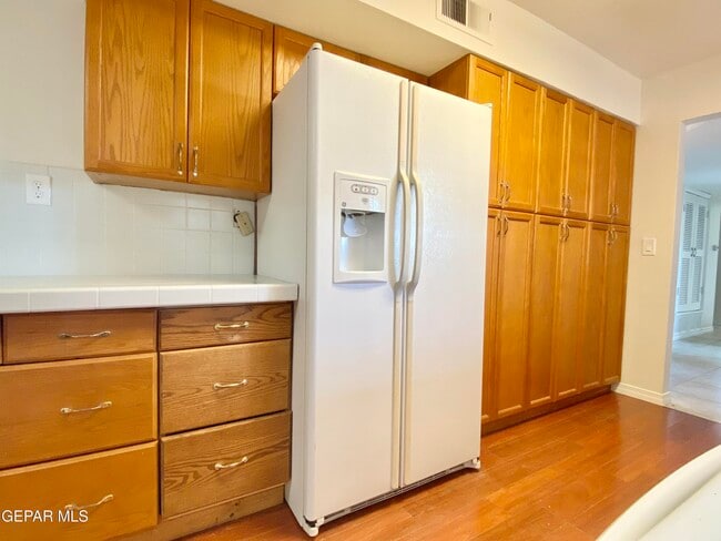 Photo - 308 Cabaret Dr