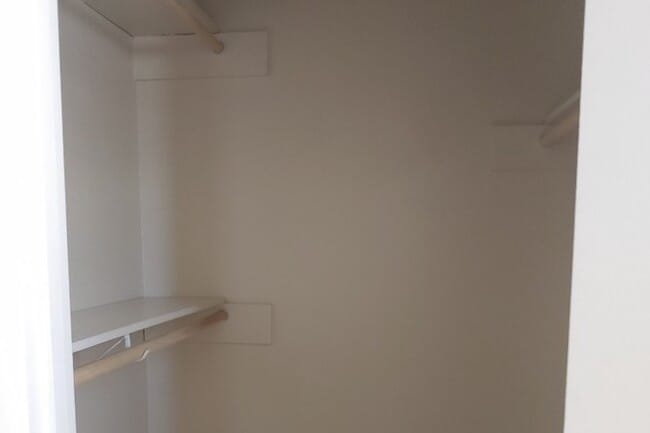 550 Square Feet - Sandpiper Apartments