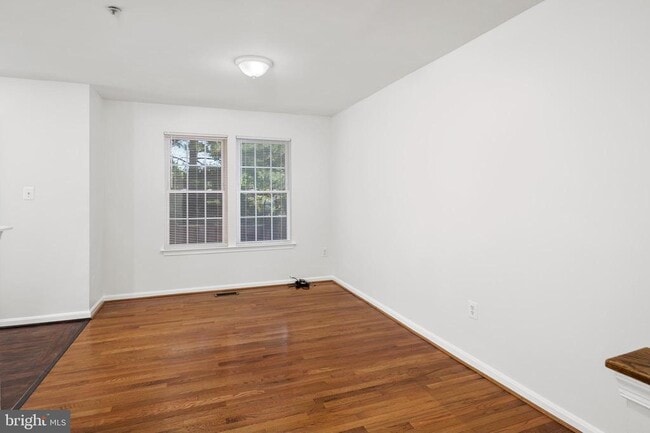 Photo - 1259 Stockport Ct