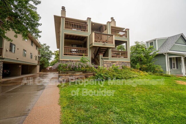 Photo - 1812 17th St Unidad 204