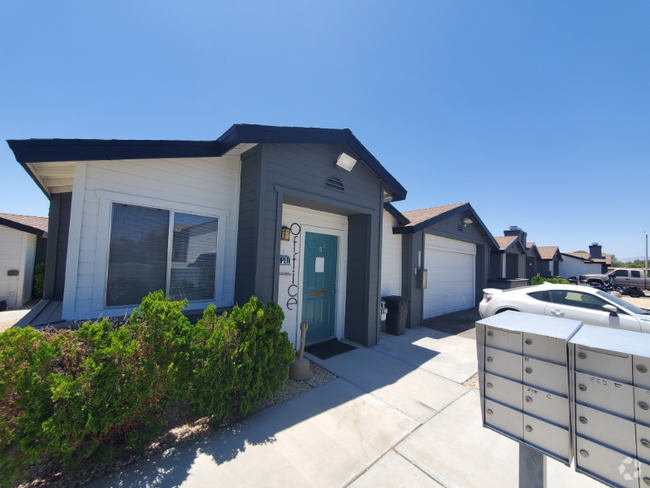Building Photo - 824 S Norma St Unit 804F Rental