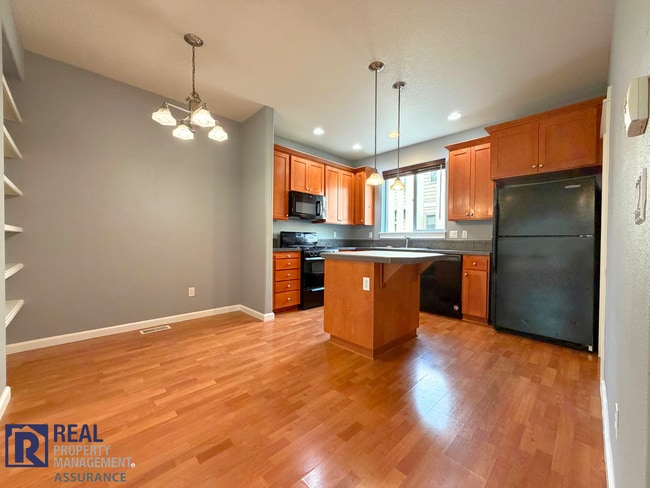 Photo - Bright 2-Bed, 2.5-Bath Beaverton Townhouse with Attached Garage & AC