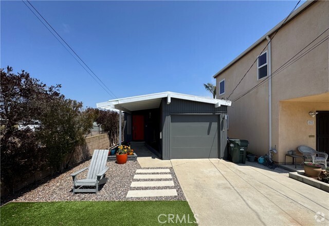 Building Photo - 1631 Lomax Ln Rental