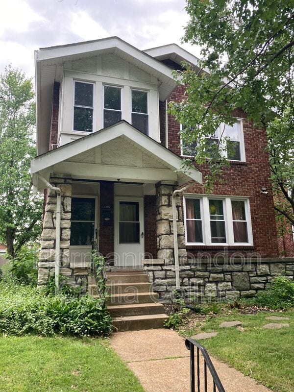Photo - 5340 Bancroft Ave