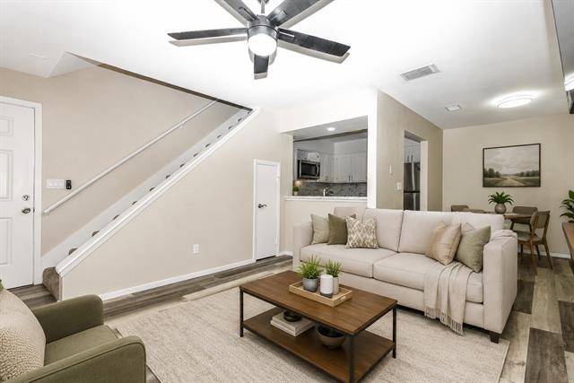 Photo - 3022 Forest Ln Unit 211