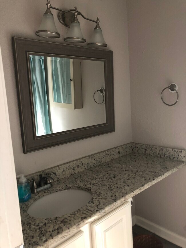 Photo - 1550 E 2nd St Unit 103