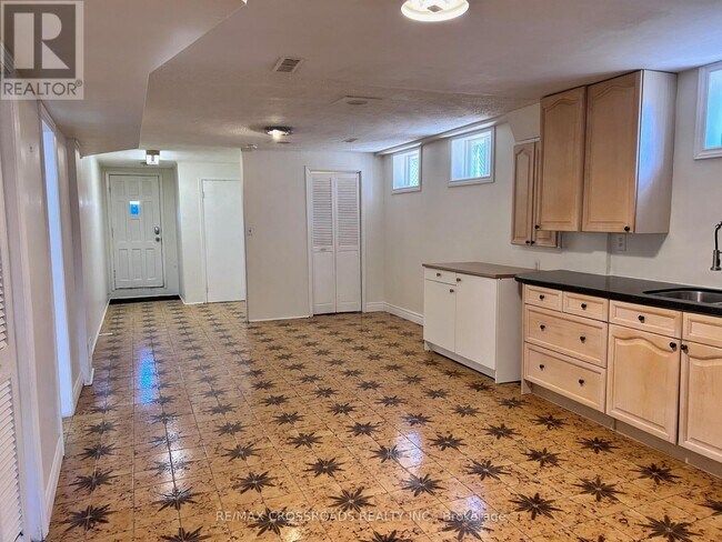 Photo - 62 Navaho Dr