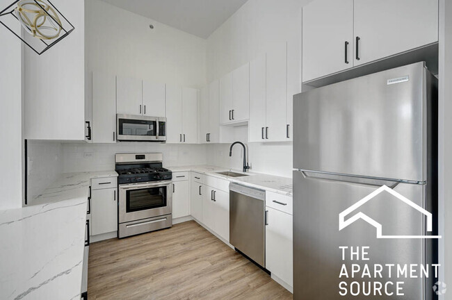 Building Photo - 4733 N Western Ave Unit 205 Rental