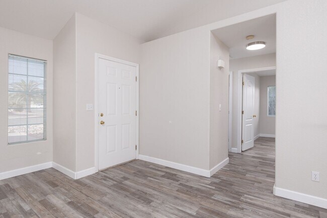 Photo - 3-bedroom, 2-bathroom home with a double c...