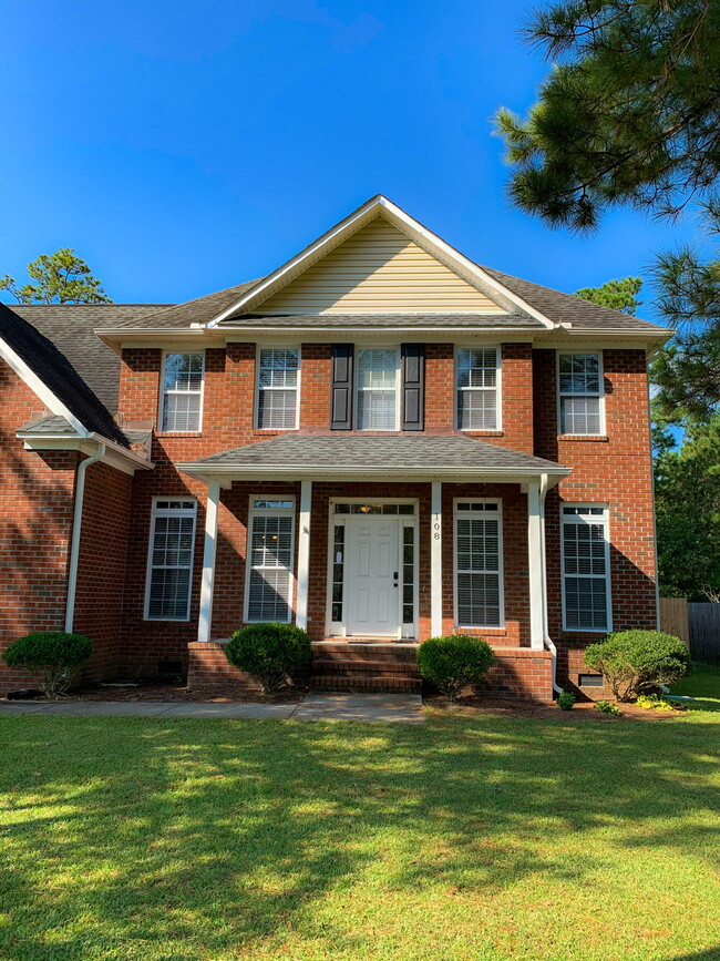 Photo - 108 Forest Ln