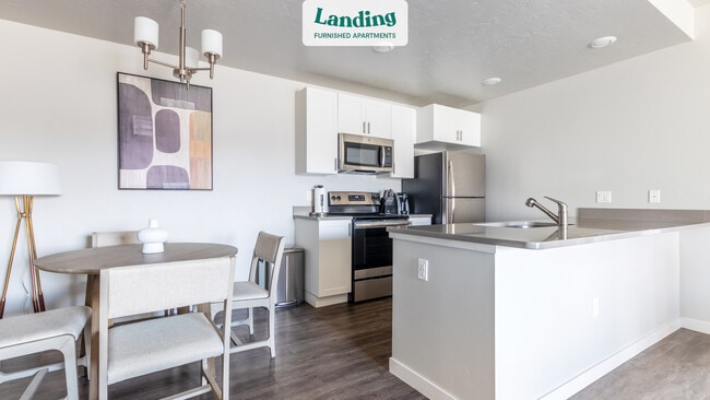 Photo - 2001 S Hudson Ave Unit 206.681222