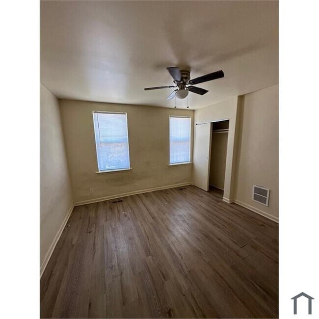 Photo - 5626 Utah St