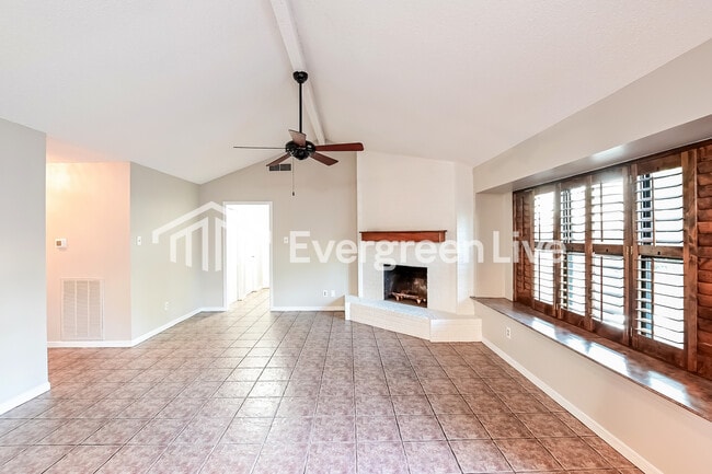 Photo - 6019 Coachgate Dr